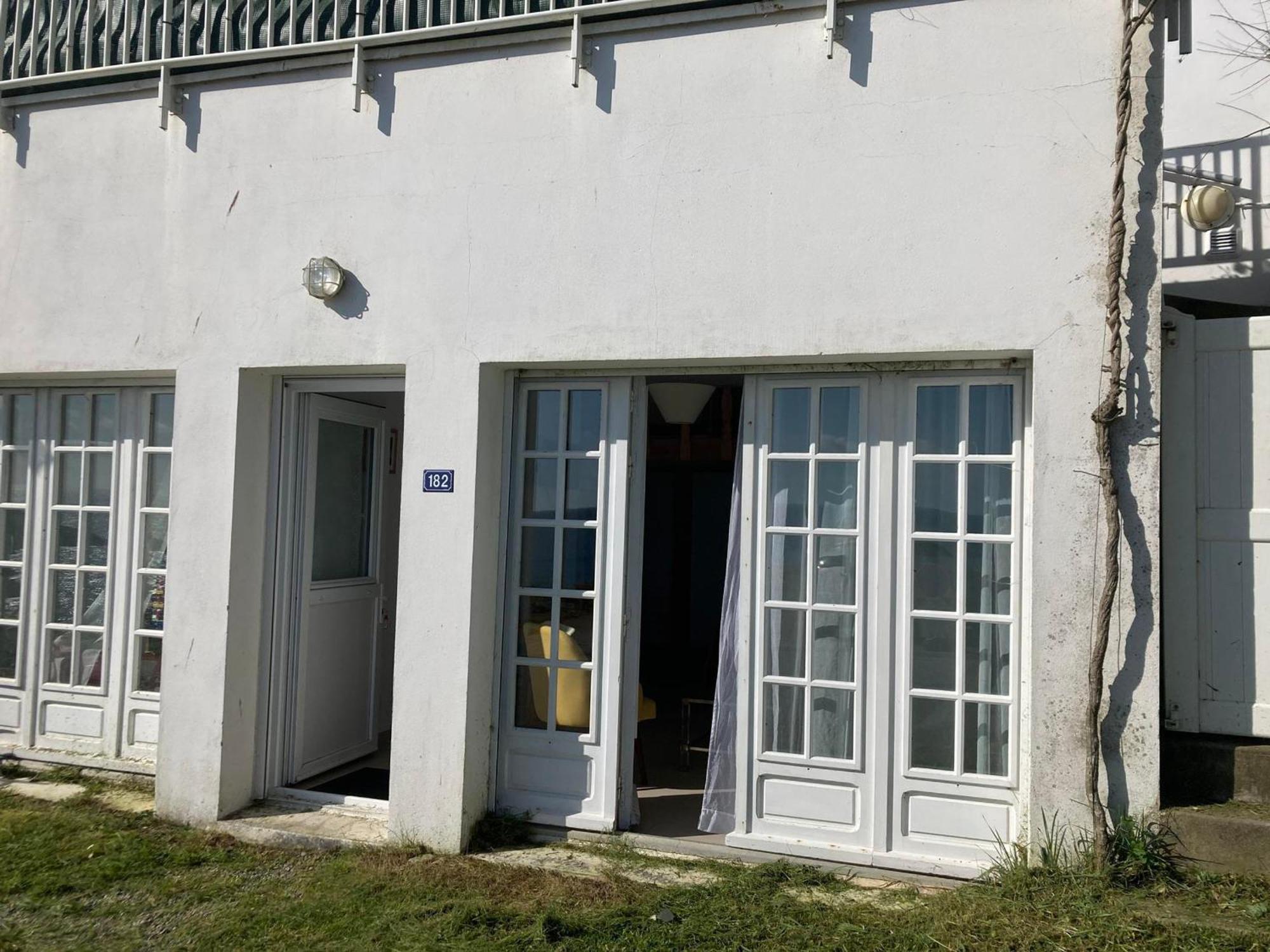 Studio Renove Avec Parking, Wifi, Proche Plage Et Centre - Fr-1-418-93 Le Palais Kültér fotó